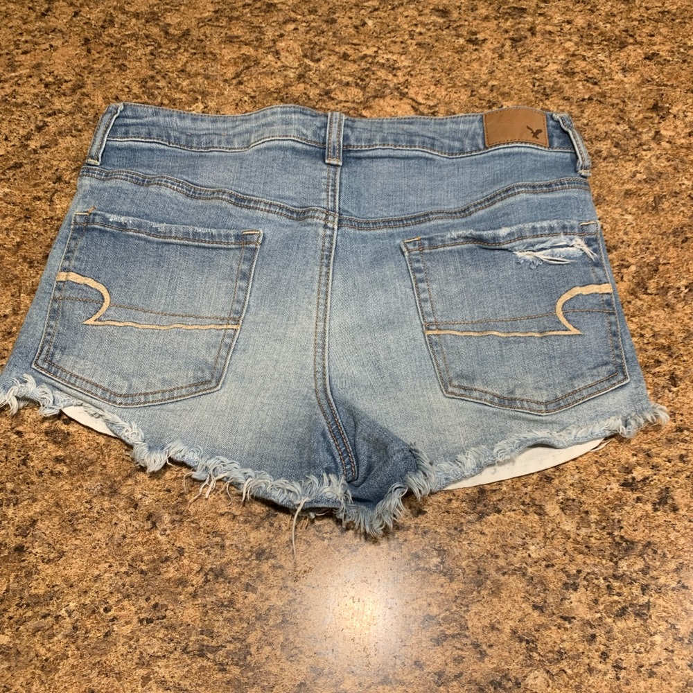 EUC American Eagle Hi Rise Festival Shorts Distressed 10 Stretch - Picture 2 of 3